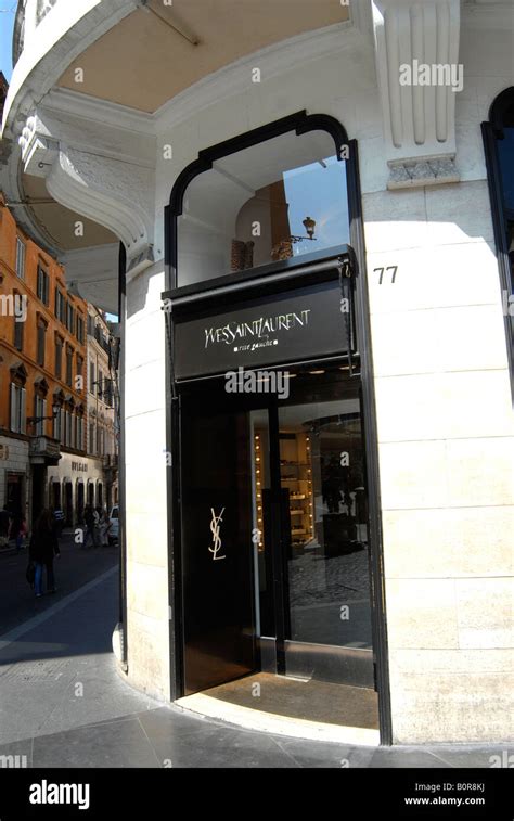 negozi yves saint laurent roma